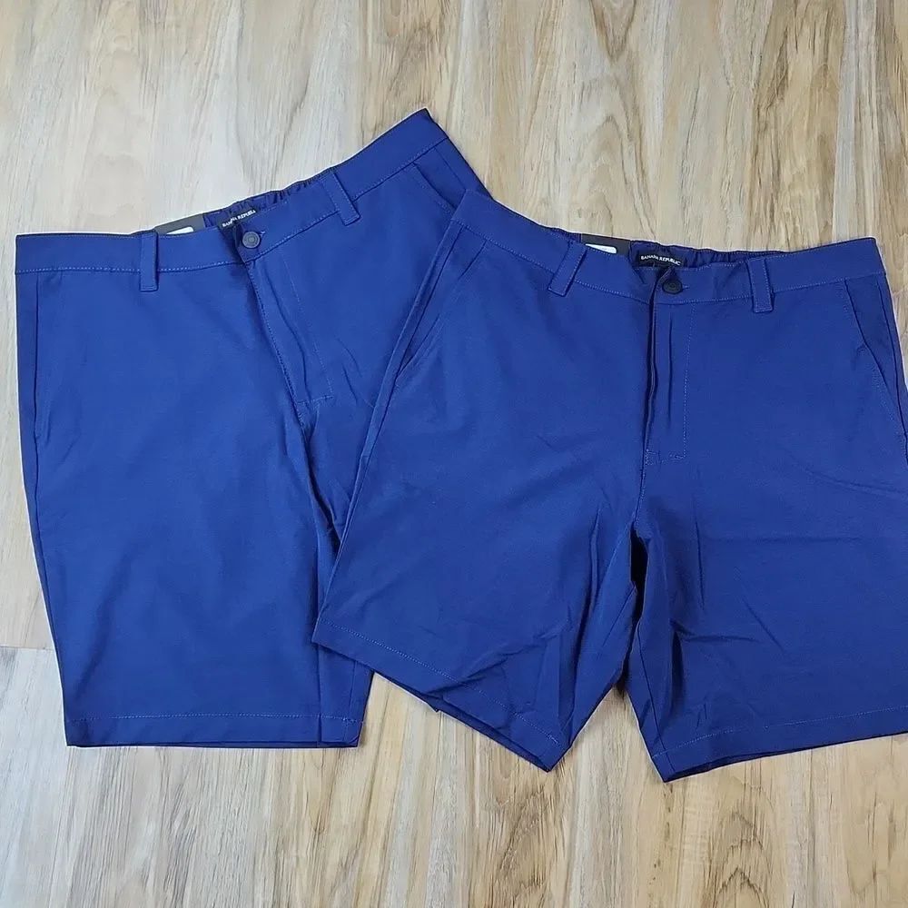 🔸️NWT Banana Republic Blue Men's Elastic Flat Front Shorts Size 36